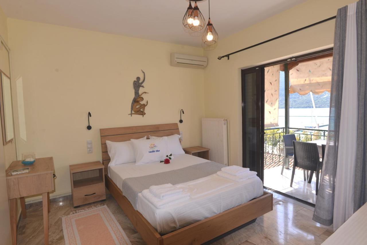 Vasiliki Blue Apartment Ngoại thất bức ảnh